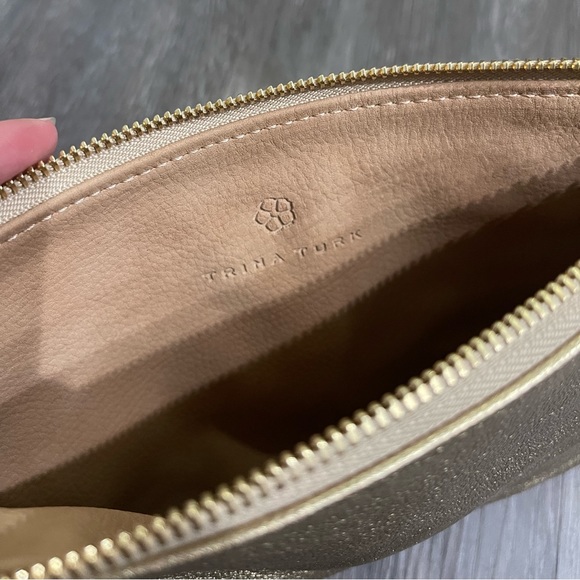 Trina Turk metallic gold clutch - Picture 2 of 2